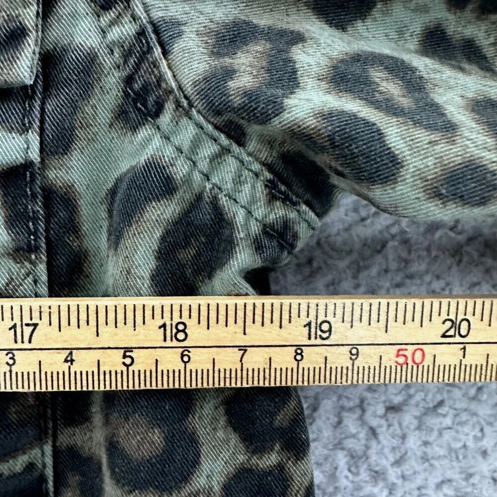 Good American Green Leopard Utility Jacket Pockets Snap Womens Size 1 Small - Picture 4 of 16